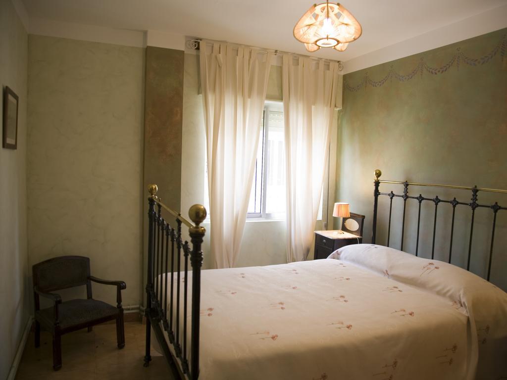 Madrigalejo Del Monte Casa Rural La Conejera חדר תמונה
