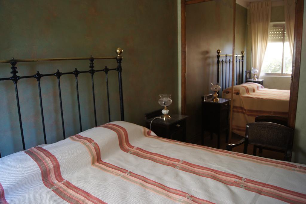 Madrigalejo Del Monte Casa Rural La Conejera חדר תמונה