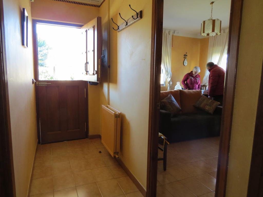 Madrigalejo Del Monte Casa Rural La Conejera מראה חיצוני תמונה